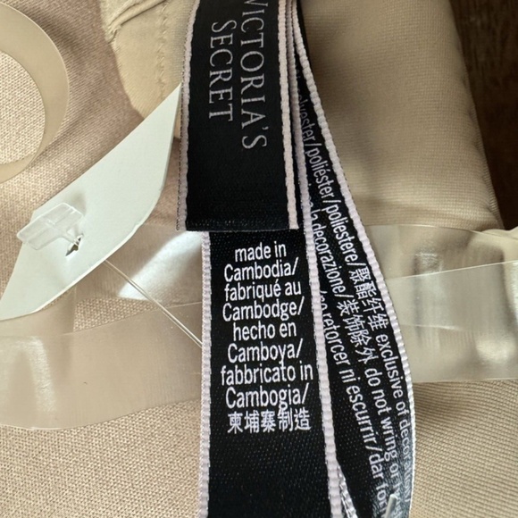 Victorias Secret,Woman,2 bra set $15 Each,Black Sz 36D,Beige Sz 38C,Push Up.! - Picture 10 of 10